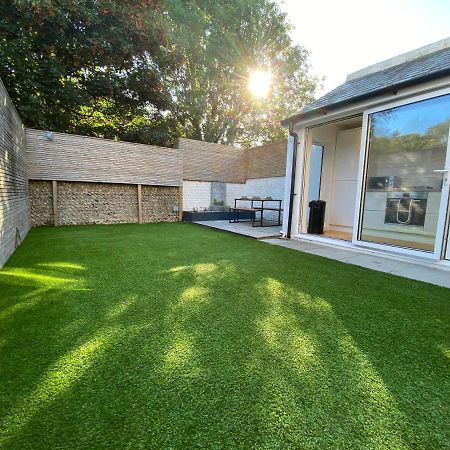 וורטינג Stylish 2 Bedroom Cottage, Close To Town Centre מראה חיצוני תמונה