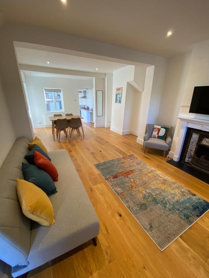 וורטינג Stylish 2 Bedroom Cottage, Close To Town Centre מראה חיצוני תמונה