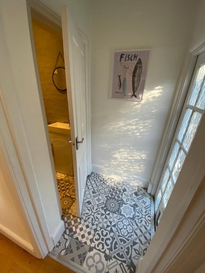 וורטינג Stylish 2 Bedroom Cottage, Close To Town Centre מראה חיצוני תמונה